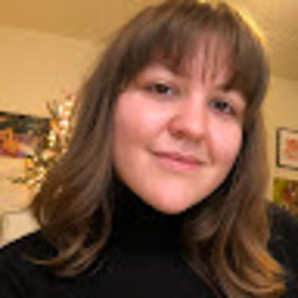 Meet your Posher, Lindy - Picture 1 of 1